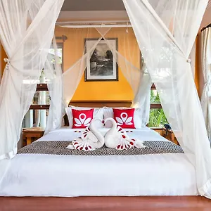 3* Vakantiepark Aryaswara