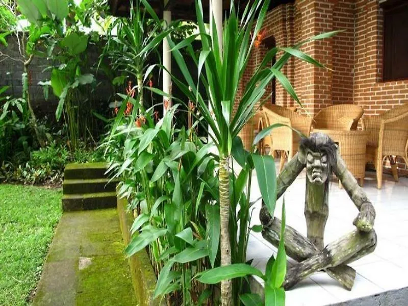 Argasoka Bungalows Ubud  Holiday park